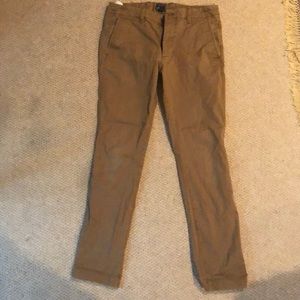 Gap skinny khakis 32/32
